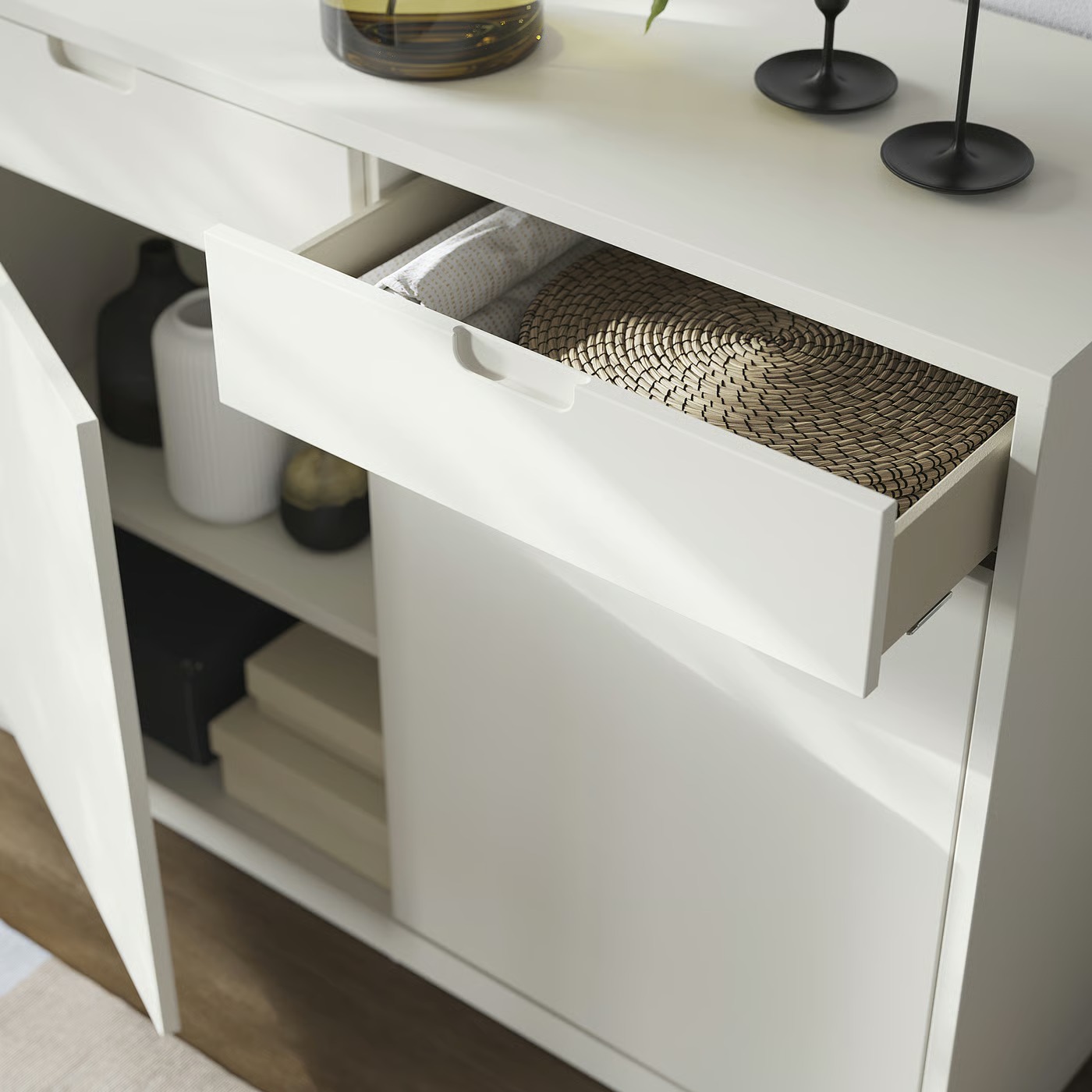 119.6cm Scandinavian Freestanding Low Storage Credenza, Simple Matte White 2 Drawer 2 Door Side Cabinet with Spacious Internal Space for Apartment Kitchen Bedroom